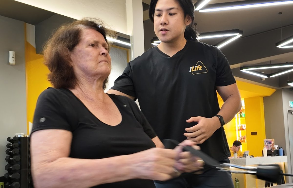 Judith training with Coach Shannon at iLift Pines Square